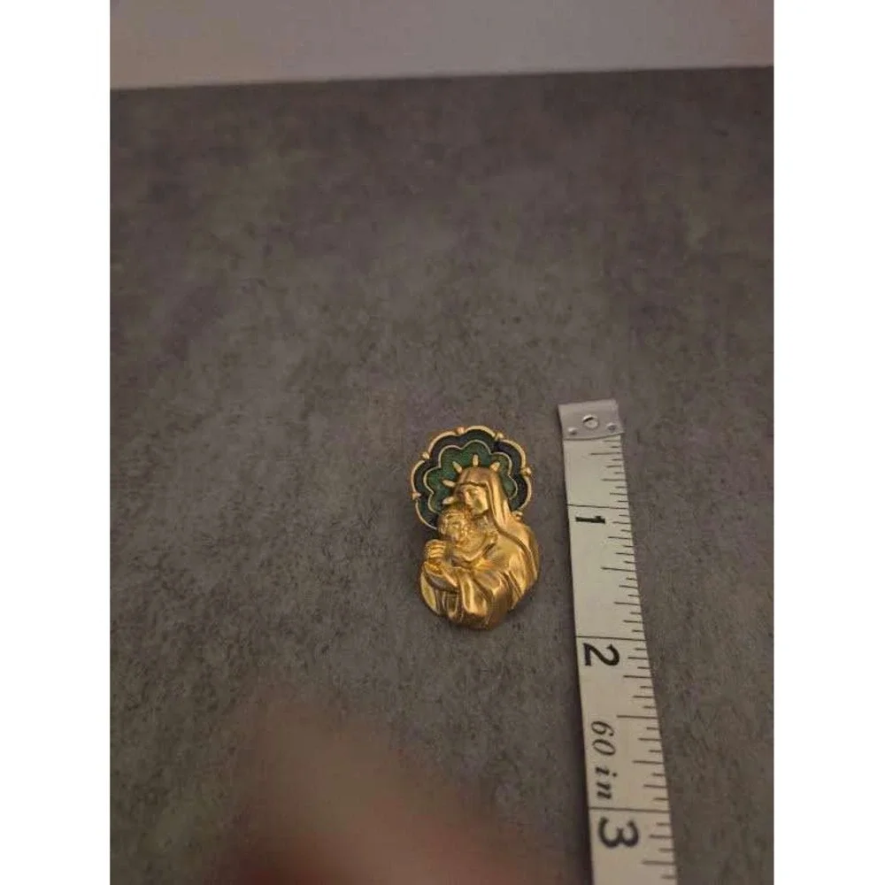 Vintage Gold Tone Virgin Mary and Child Jesus Religious Enamel Lapel Pin